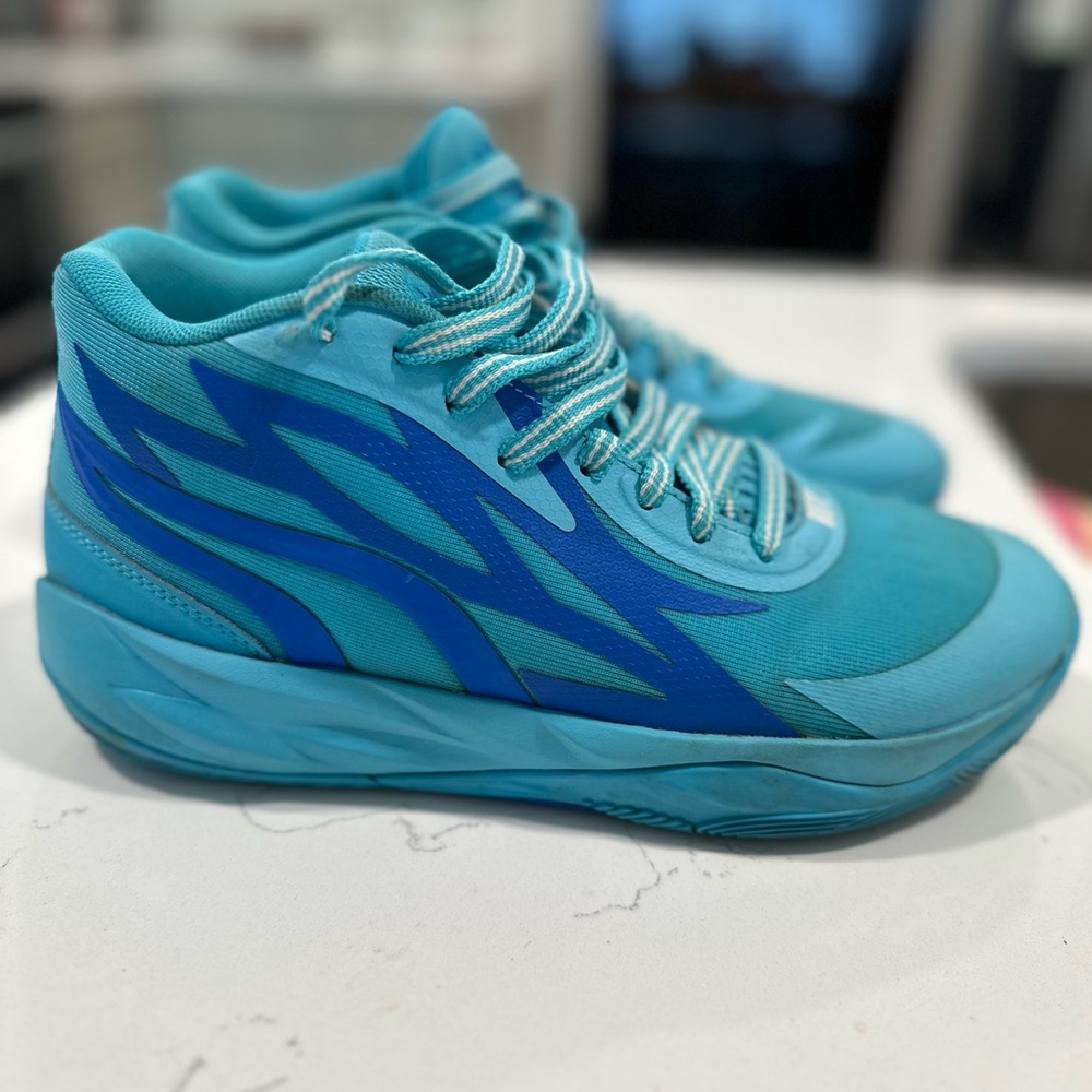 Puma “Rookie of the Year” Blue Athletic Basketball Shoes
